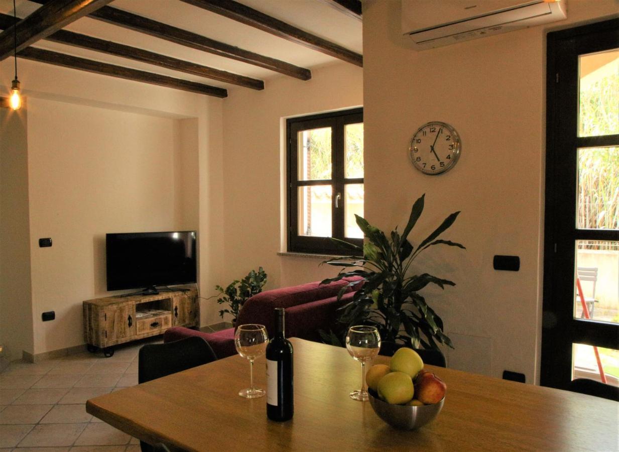 Fenile Apartments サンタ・マリア・ナヴァーリス エクステリア 写真